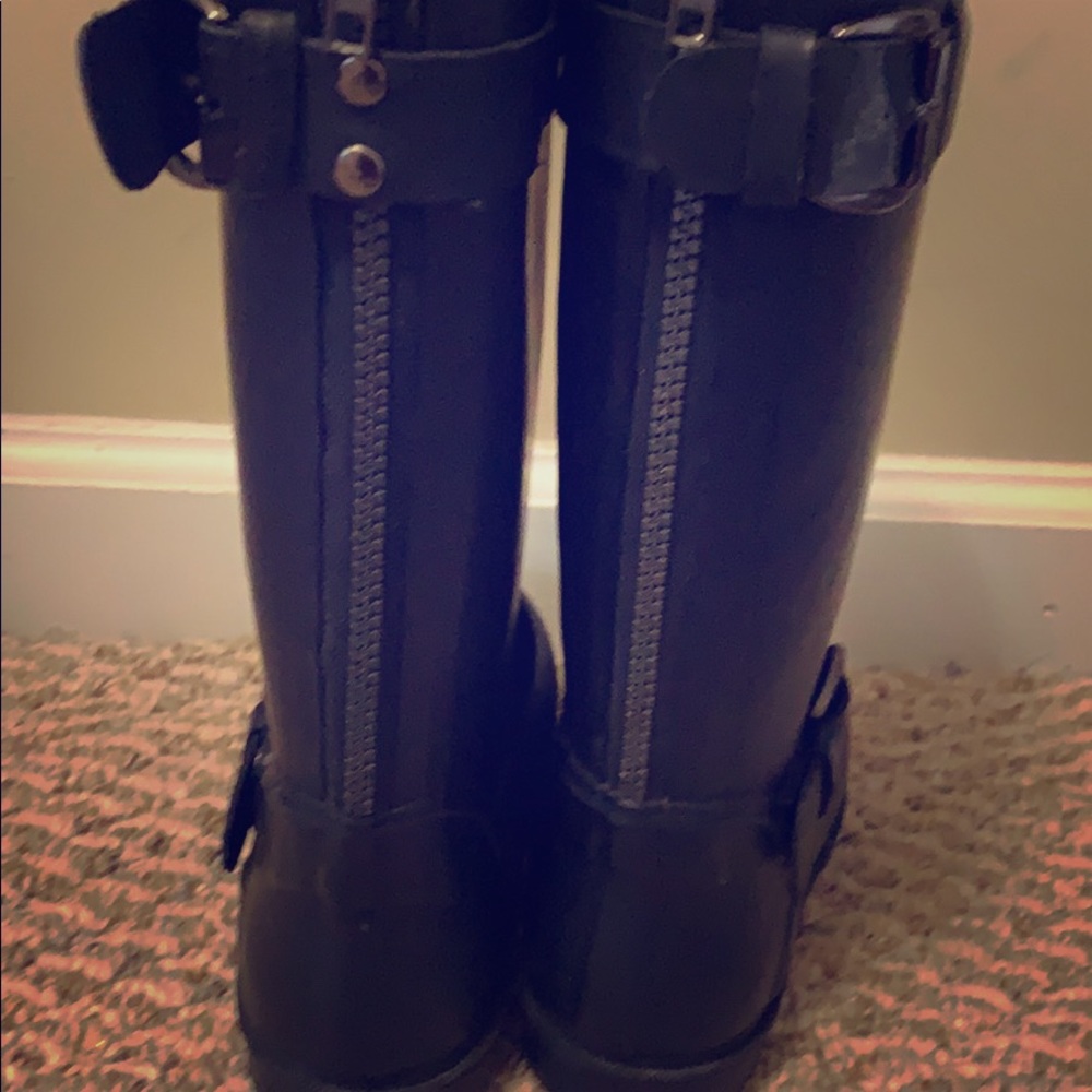 Kids rain boots